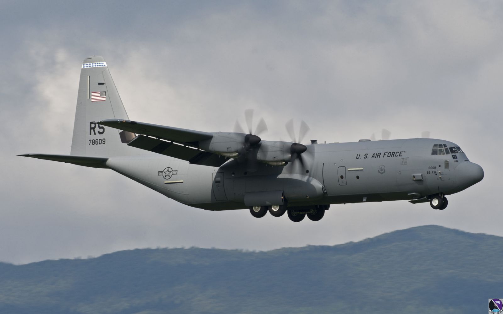 aviano august 11  2011 herky99 c 130j 30 07 8609 37thas 86thaw ramstein ab  germany