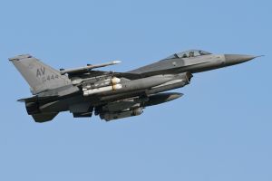 aviano august 11  2011 oup317 f 16cm 88 0444 510thfs 31stfw  aviano ab  italy