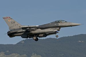 aviano august 14  2011 oup001 f 16cm 91 0372 77thfs 20thfw  shaw afb  sc rtb night mix