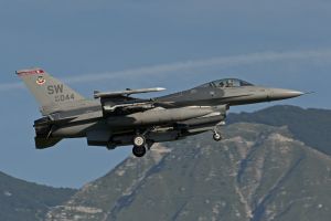aviano august 14  2011 oup001 f 16cm 94 0044 77thfs 20thfw  shaw afb  sc rtb night mix