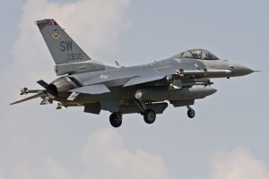 aviano august 21  2011 oup101 f 16cm 90 0830 77thfs 20thfw  shaw afb  sc rtb
