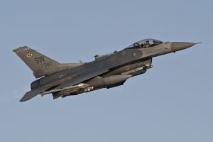 aviano august 22  2011 oup300 f 16cm 91 0380 55thfs 20thfw  shaw afb  sc