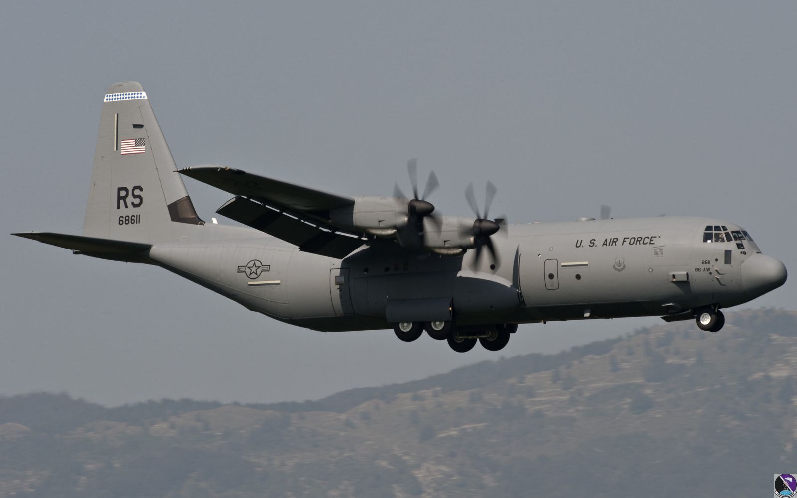 aviano august 24  2011 herky603 c 130j 30 06 8611 37thas 86thaw ramstein ab  germany