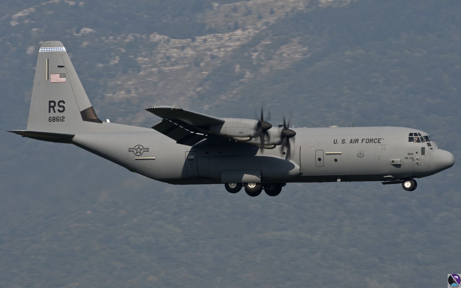 aviano august 25  2011 herky150 c 130j 30 06 8612 37thas 86thaw ramstein ab  germany