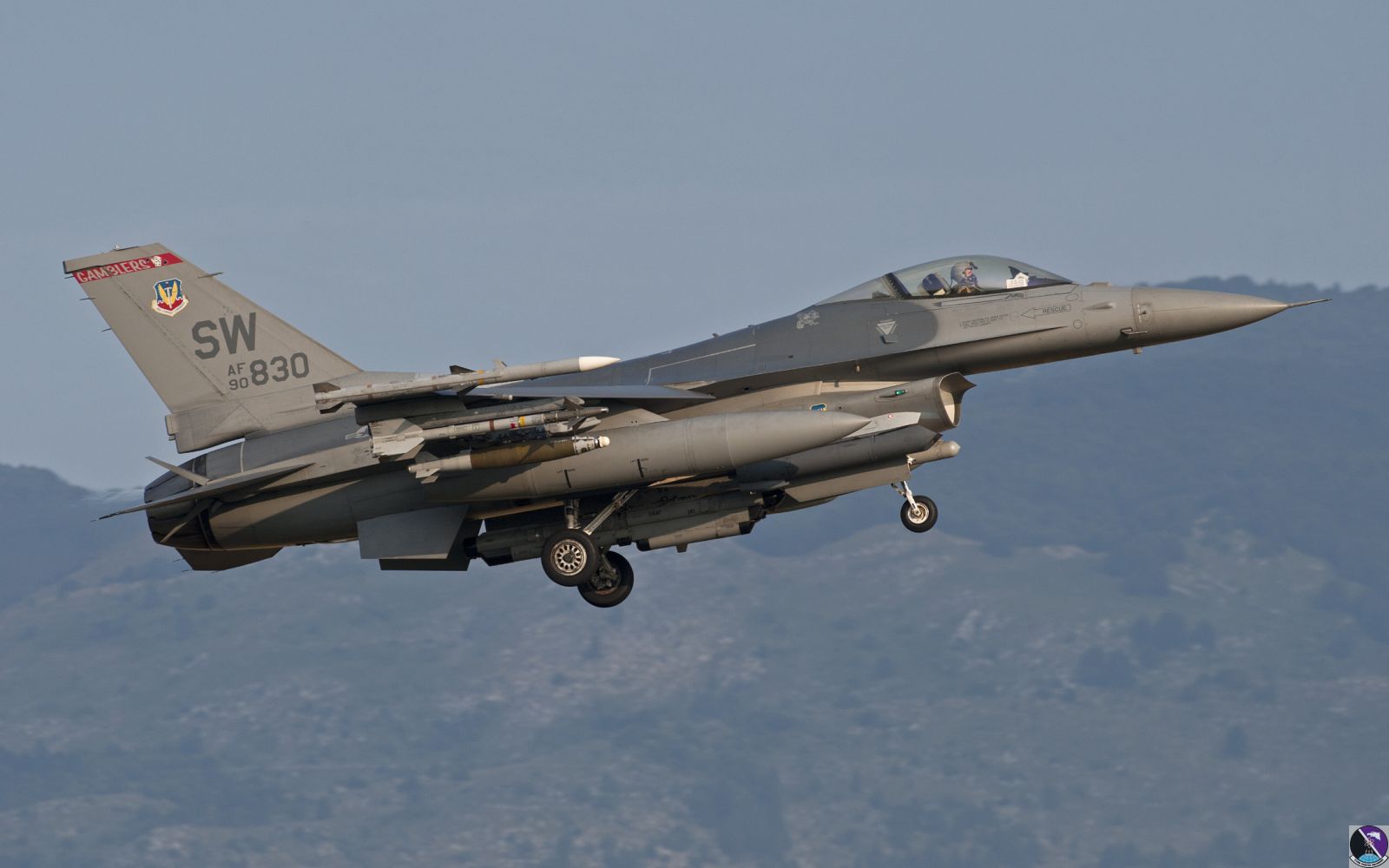 aviano august 31  2011 oup705 f 16cm 90 0830 77thfs 20thfw  shaw afb  sc rtb night mix