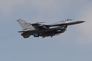 aviano september 10  2011 oup202 f 16cm 91 0390 55thfs 20thfw  shaw afb  sc
