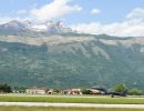 Jet lands at Aviano